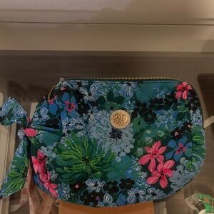 Floral Lilly Pulitzer Women's Makeup bag with Gold Accents